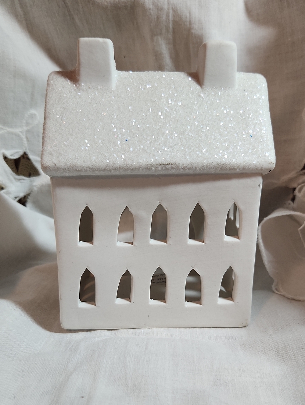 White Ceramic Glitter Roof House Tealight Holder